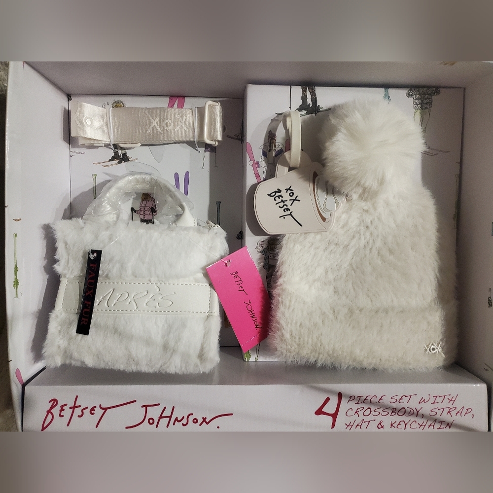 Betsey Johnson White 4 PC Crossbody Accessory Set
